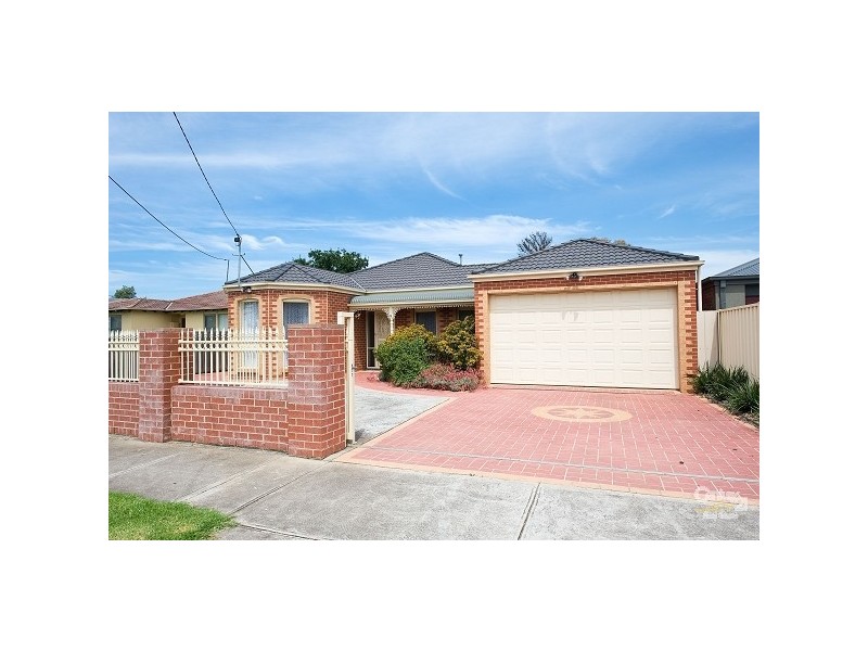 8 CAMPBELL STREET, Laverton VIC 3028