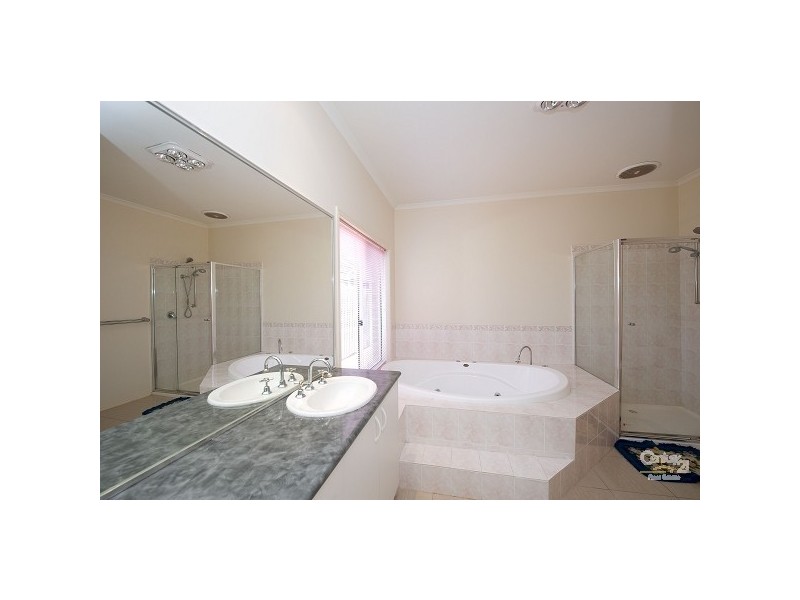 8 CAMPBELL STREET, Laverton VIC 3028