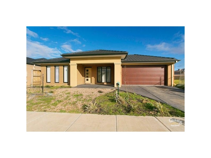42 TRISTANIA DRIVE, Point Cook VIC 3030