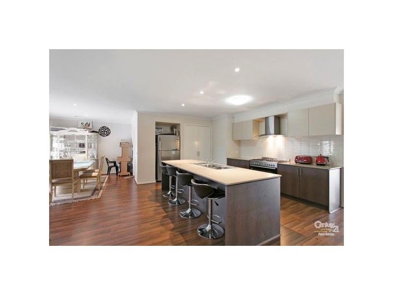 42 TRISTANIA DRIVE, Point Cook VIC 3030