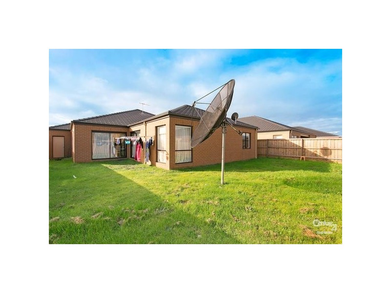 42 TRISTANIA DRIVE, Point Cook VIC 3030