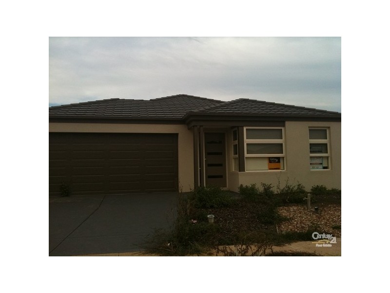 23 WHITECAP AVENUE, Point Cook VIC 3030