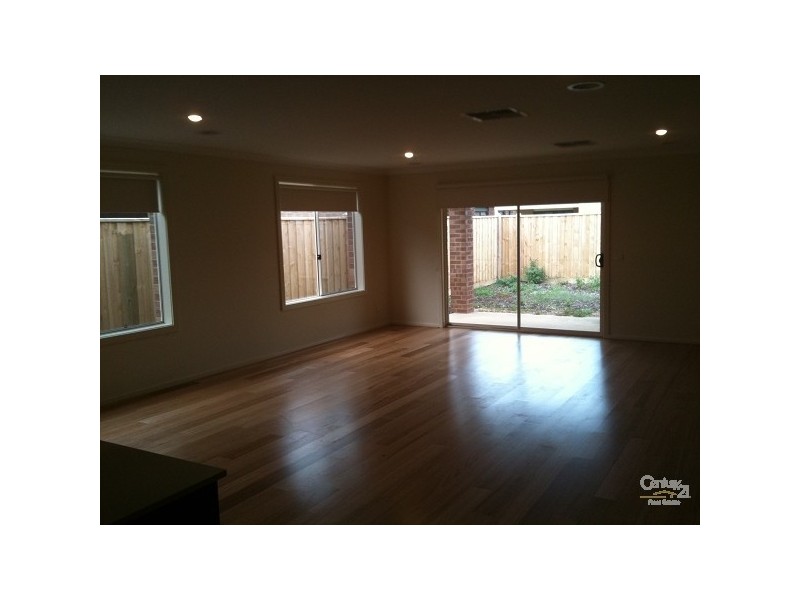 23 WHITECAP AVENUE, Point Cook VIC 3030