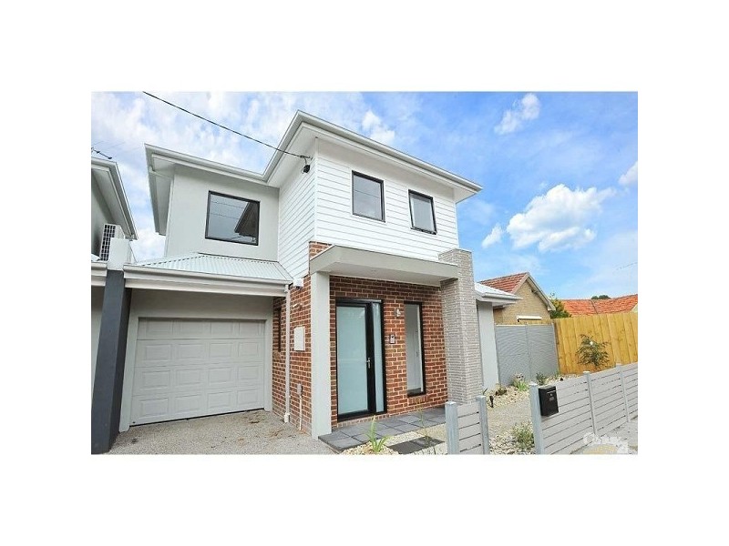 20a STAPLEY CRS, Altona North VIC 3025