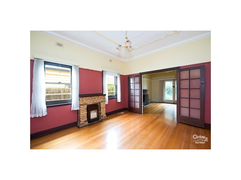 47 North Road, Newport VIC 3015