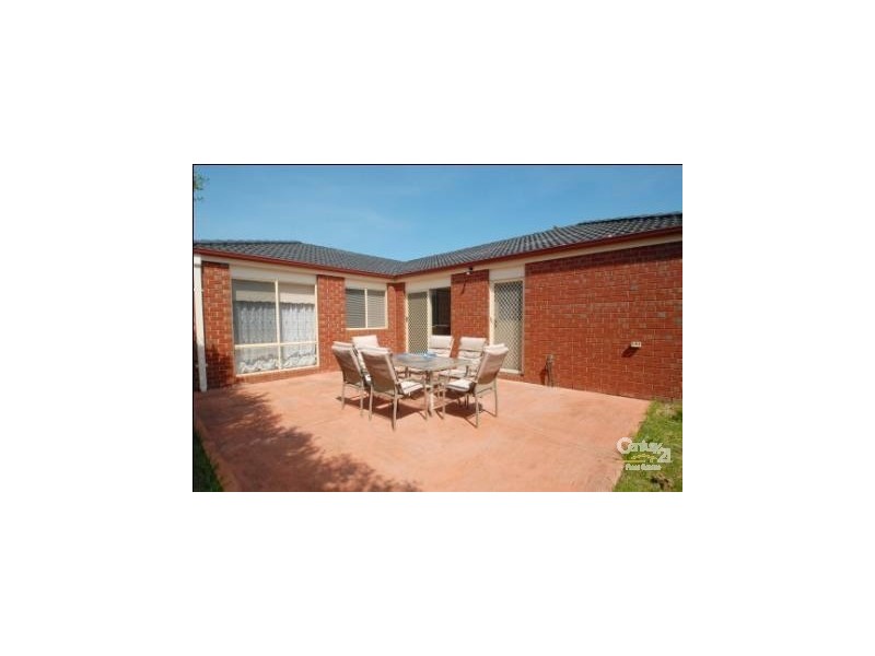 43 KIRKSTONE ROAD, Point Cook VIC 3030