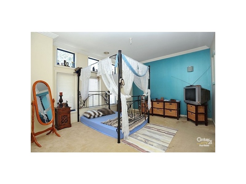 305 MELBOURNE ROAD, Newport VIC 3015