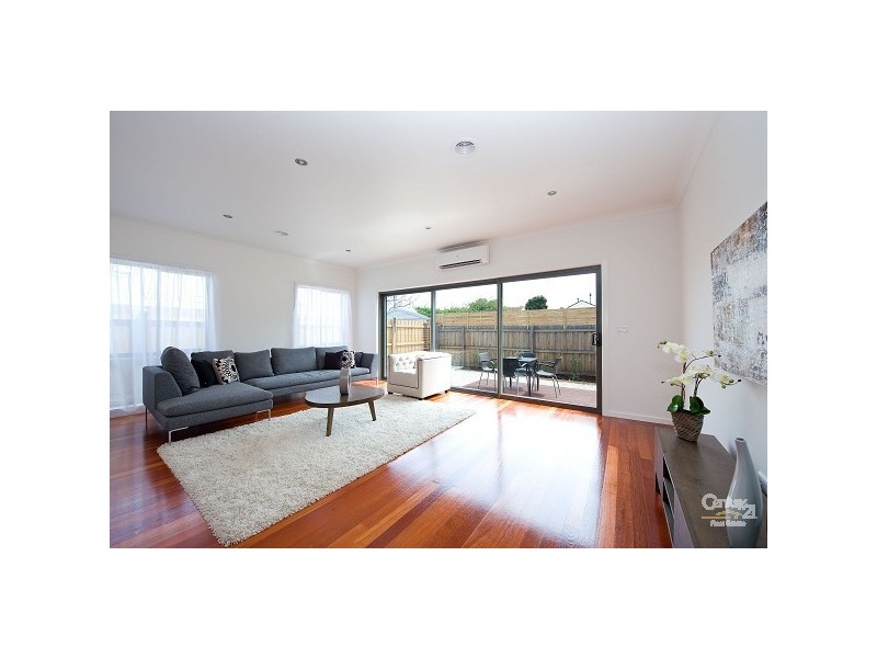 2/3 SYDNEY STREET, Newport VIC 3015
