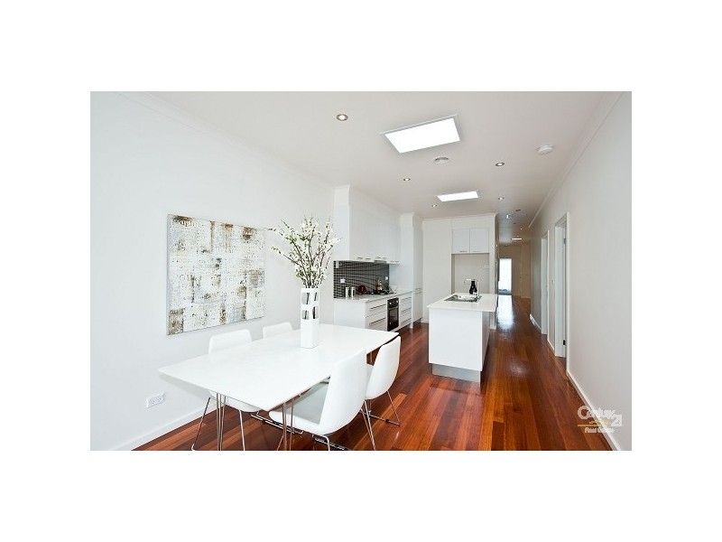 2/3 SYDNEY STREET, Newport VIC 3015