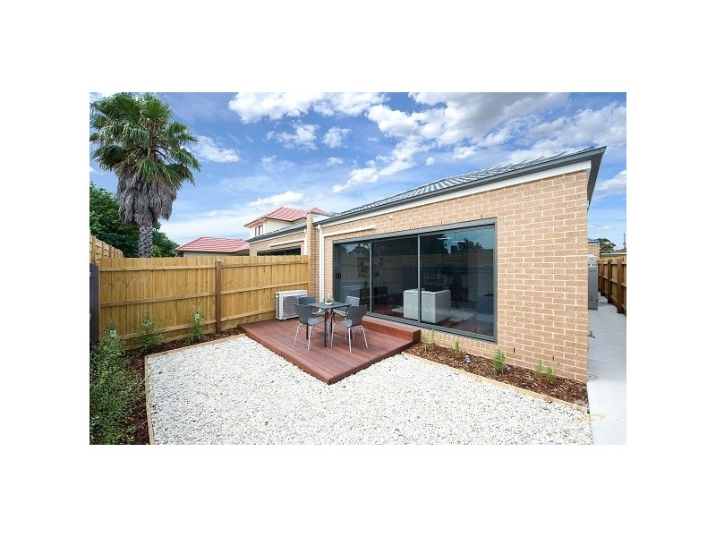 2/3 SYDNEY STREET, Newport VIC 3015