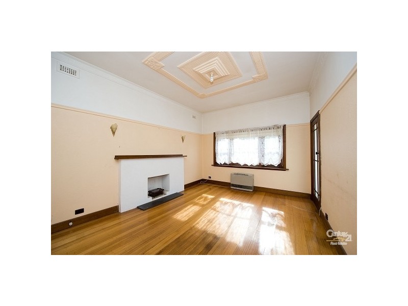 53 Agg Street, Newport VIC 3015