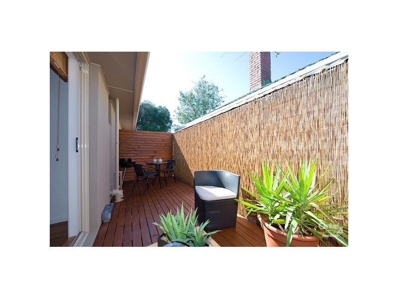 4/3 Jubilee Street, Newport VIC 3015