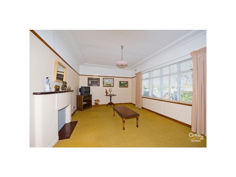 114 The Avenue, Spotswood VIC 3015