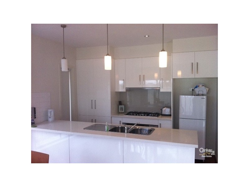 3/31 MADDOX ROAD, Newport VIC 3015