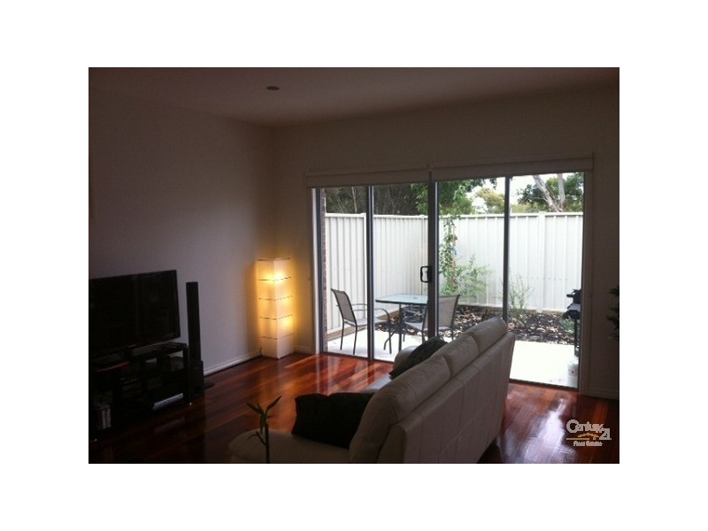 3/31 MADDOX ROAD, Newport VIC 3015