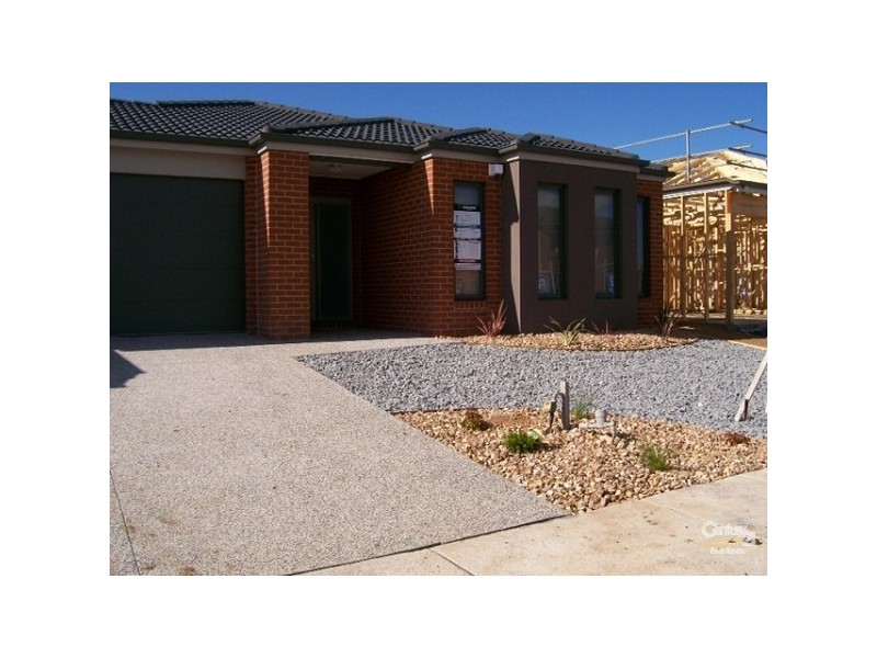 33 APPLEBOX CIRCUIT, Point Cook VIC 3030