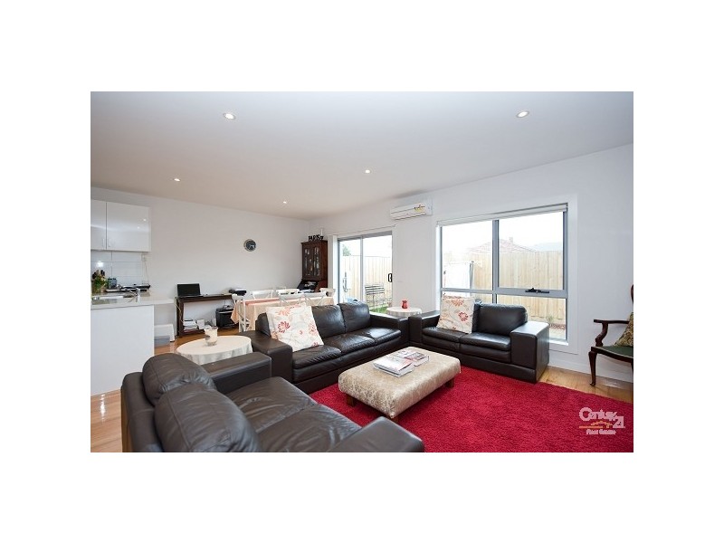 2/48 Blenheim Road, Newport VIC 3015