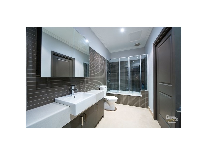 9 Kingham Street,, Newport VIC 3015