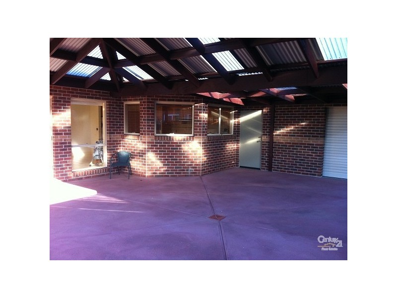 4 MAY GIBBS CIRCLE, Point Cook VIC 3030