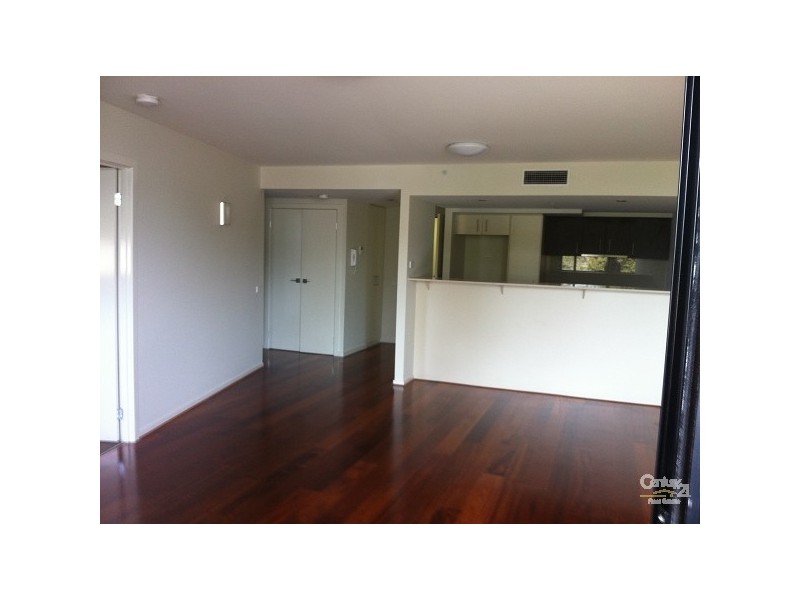 13/4 MASON STREET, Newport VIC 3015