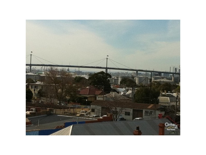 23/4 MASON STREET, Newport VIC 3015