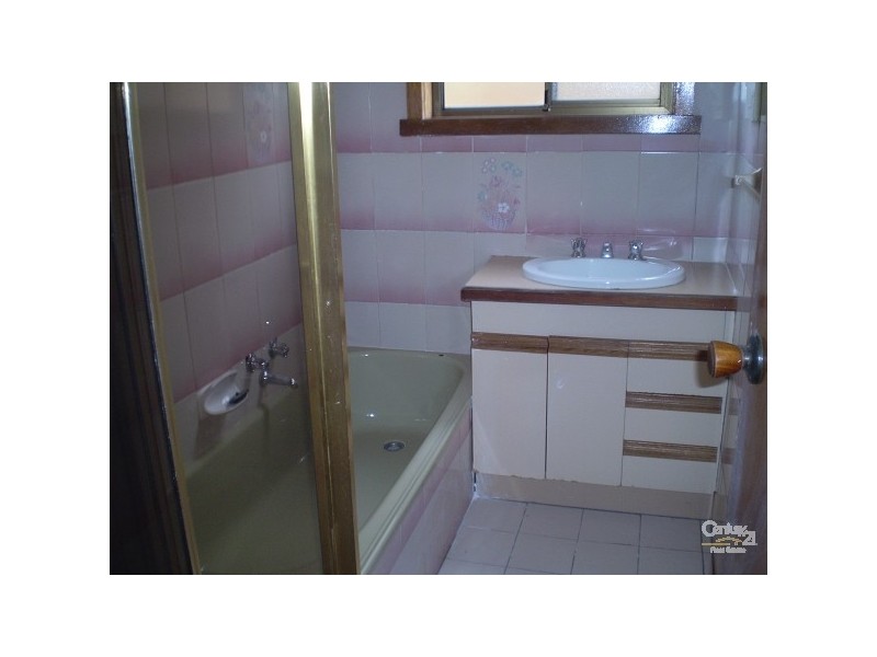 1 DAVIES STREET, Newport VIC 3015