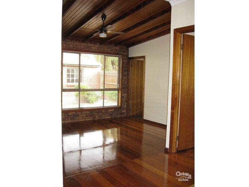 1 DAVIES STREET, Newport VIC 3015