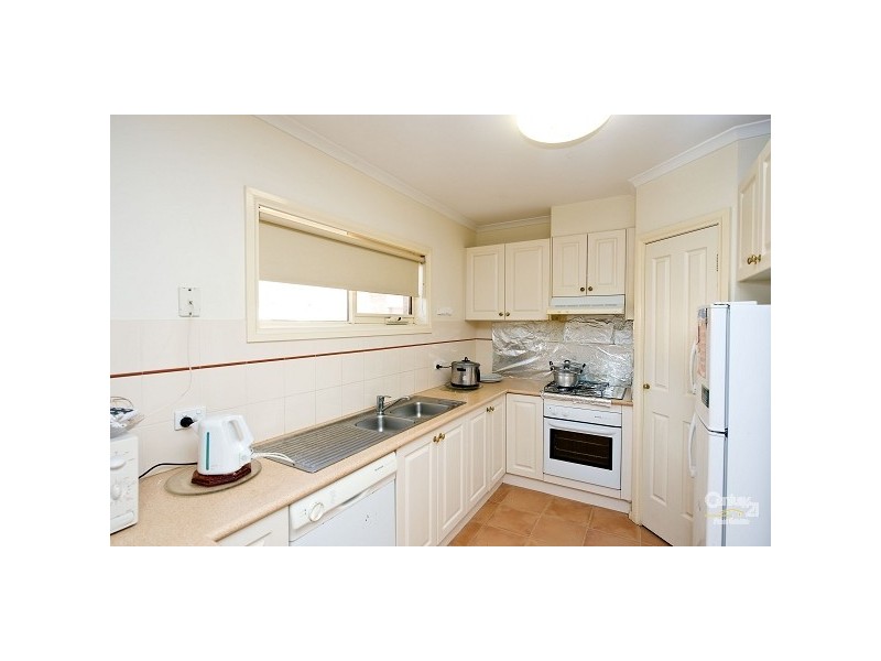 10 Chesterfield Drive, Wyndham Vale VIC 3024