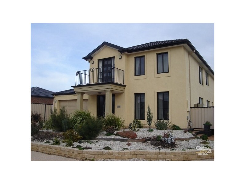 7 Breakwater Crs, Point Cook VIC 3030