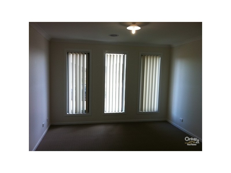 134 TOM ROBERTS PARADE, Point Cook VIC 3030