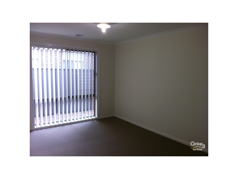 134 TOM ROBERTS PARADE, Point Cook VIC 3030