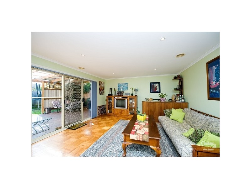 10 Markham Way, Altona Meadows VIC 3028