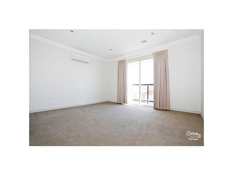 2/36 VERNON STREET, Spotswood VIC 3015