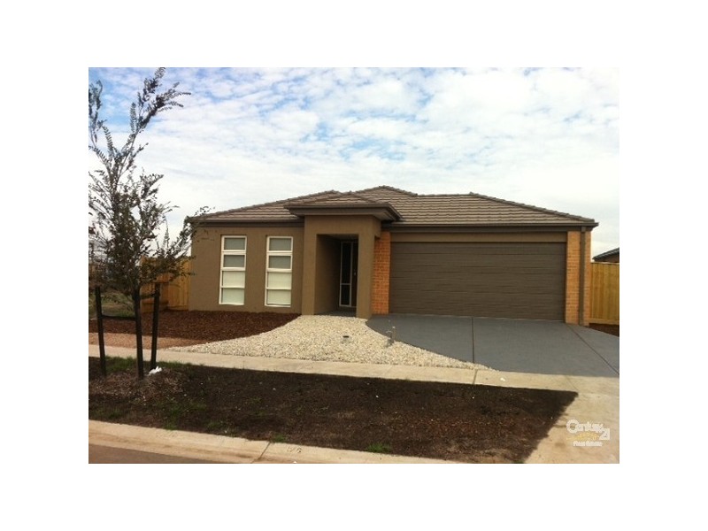 11 SHIRAZ CRES, Point Cook VIC 3030