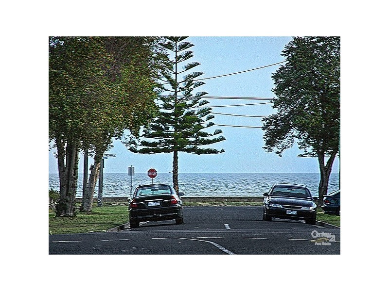 6/9 ROMAWI STREET, Altona VIC 3018