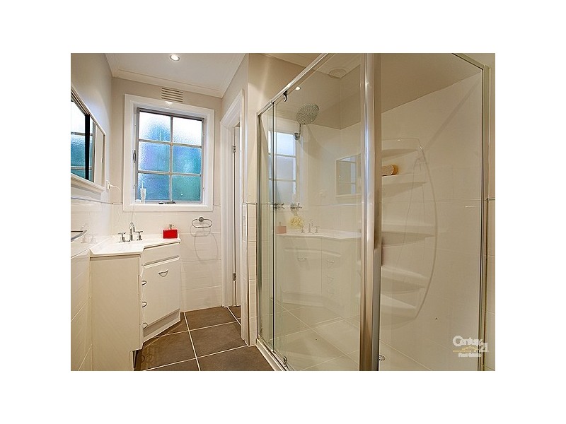 6/9 ROMAWI STREET, Altona VIC 3018