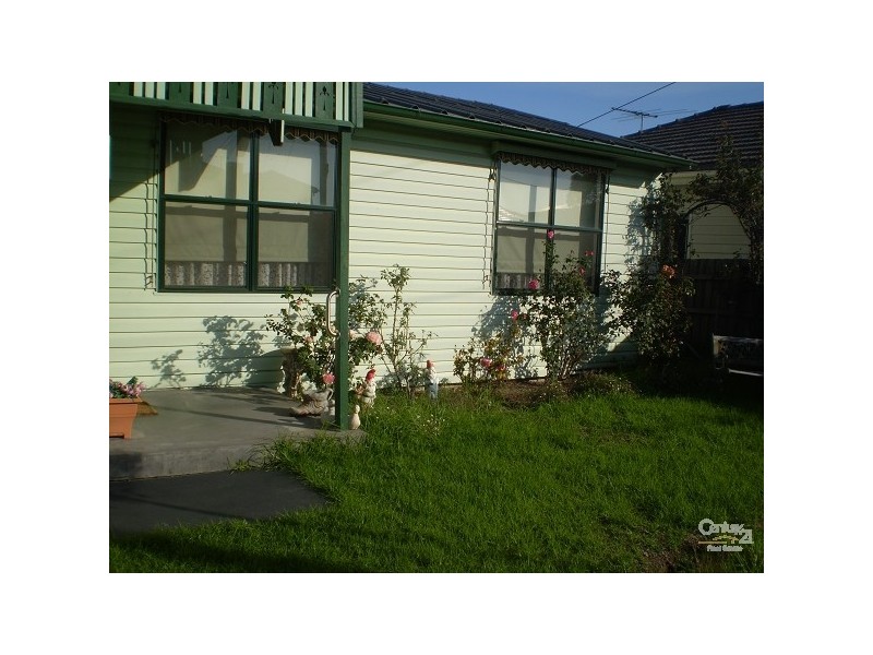 37 MONMOUTH STREET, Newport VIC 3015