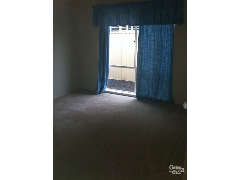 4 Antibes Way, Point Cook VIC 3030