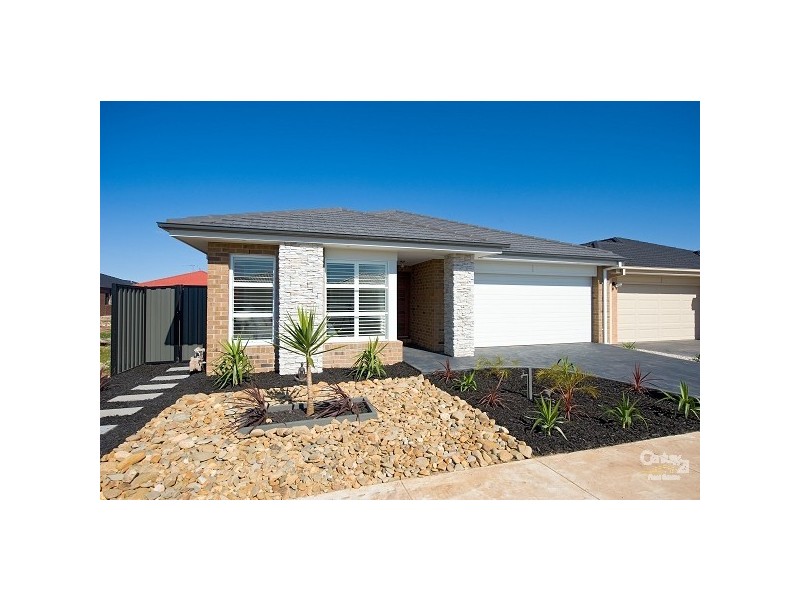 13 Palace Road, Point Cook VIC 3030