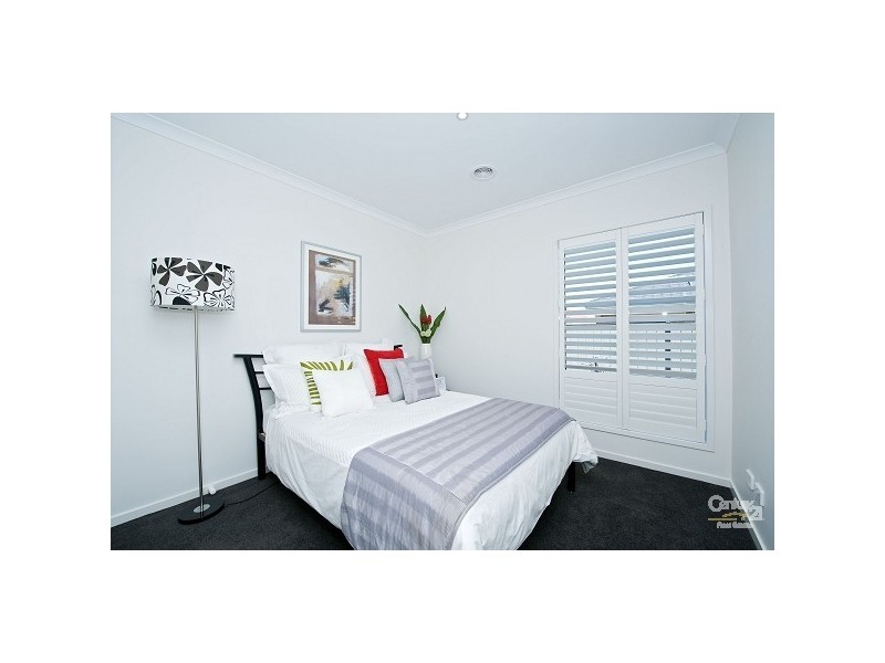 13 Palace Road, Point Cook VIC 3030