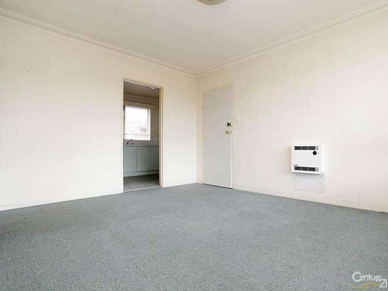 12/68 KOROROIT CREEK ROAD, Williamstown VIC 3016