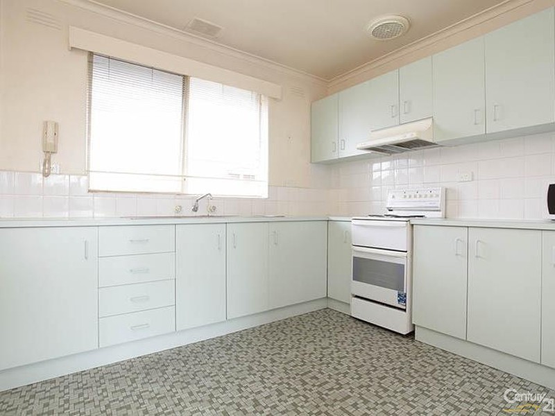 12/68 KOROROIT CREEK ROAD, Williamstown VIC 3016