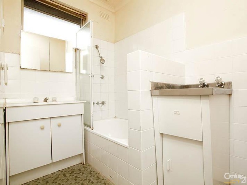 12/68 KOROROIT CREEK ROAD, Williamstown VIC 3016