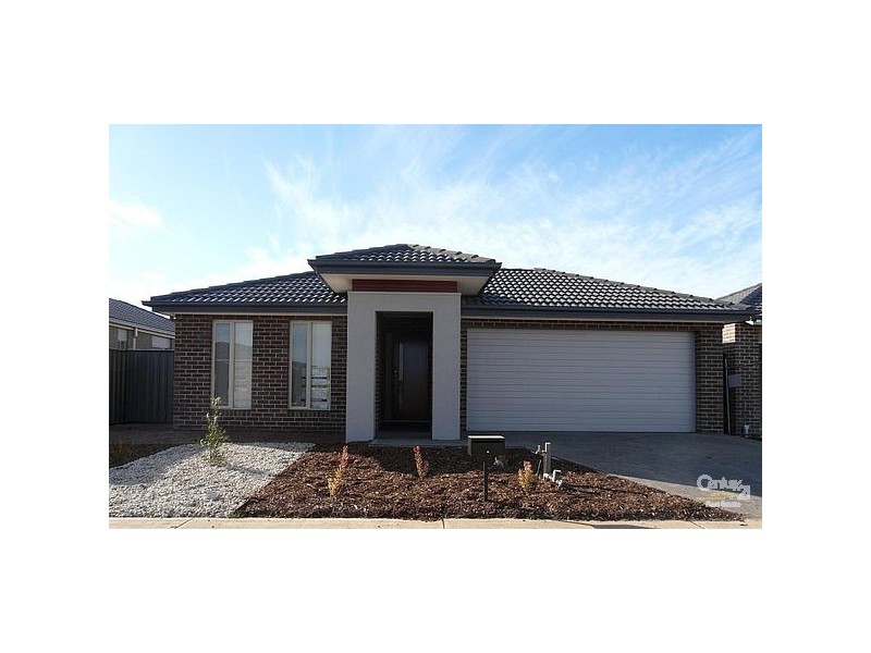 29 Regal Rd, Point Cook VIC 3030