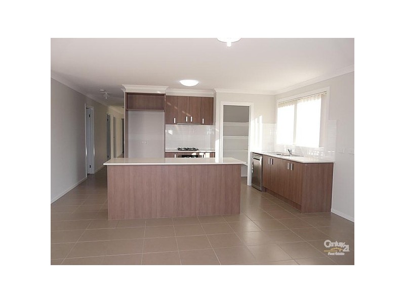 29 Regal Rd, Point Cook VIC 3030