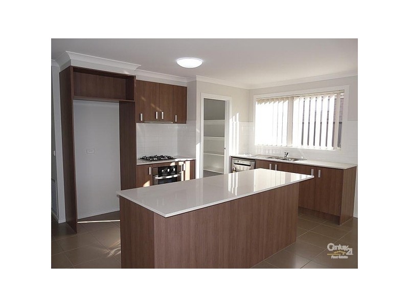 29 Regal Rd, Point Cook VIC 3030