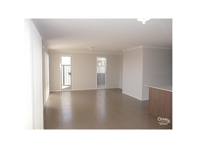 29 Regal Rd, Point Cook VIC 3030