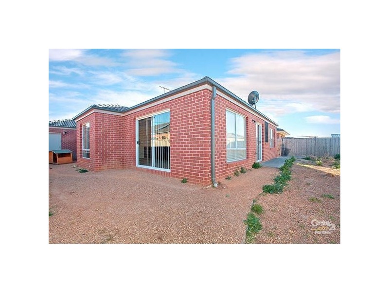 11 PECK TERRACE, Williams Landing VIC 3027