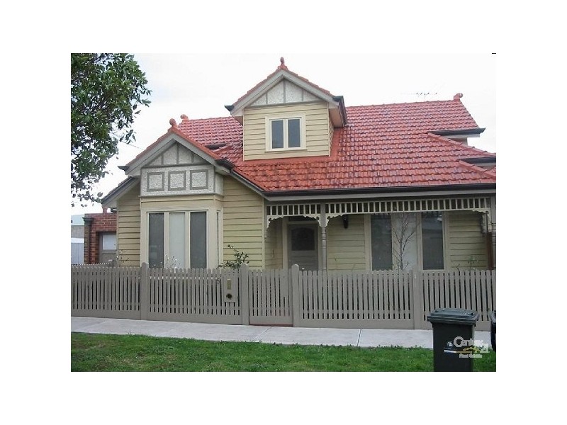 5 WINIFRED STREET, Williamstown VIC 3016