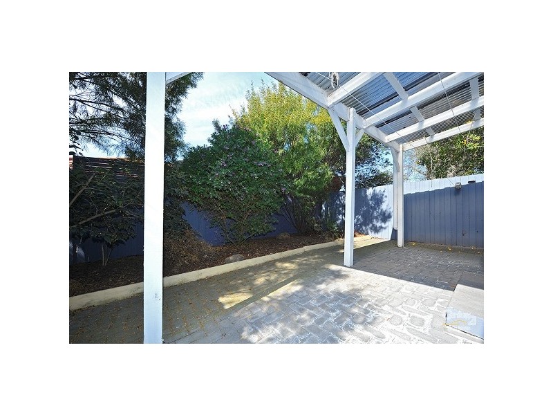 4 Third Avenue, Altona North VIC 3025